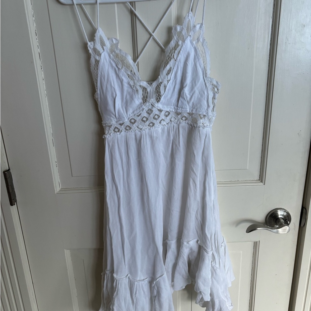 Free People White flowy dress
